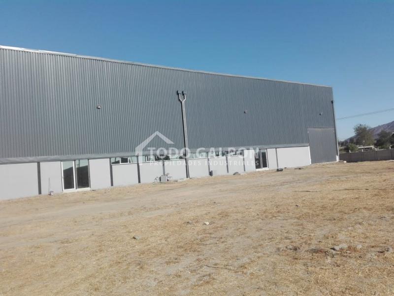 Venta de Galpon Industrial Nuevo - Cruce Tapihue.  - Casablanca .